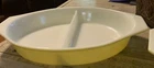 VINTAGE PYREX 1-1/2 QT DIVIDED SHALLOW CASSEROLE DISH YELLOW Lot Of 2