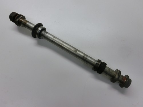 Honda VFR 750 F RC24 86-89 Hinterradachse Achse Felge Schraube Hinterrad