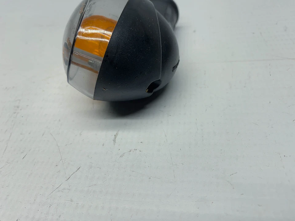 Intermitente trasero derecho moto guzzi v11 le mans (2) 03 intermitente trasero  Foto 3 de 4