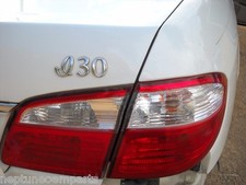 00 01 Infinity I30 Taillight Passenger Side Section In Quarter Panel Oem 00 01 Infinity I30 Taillight Passenger Side Section In Quarter Panel Oem