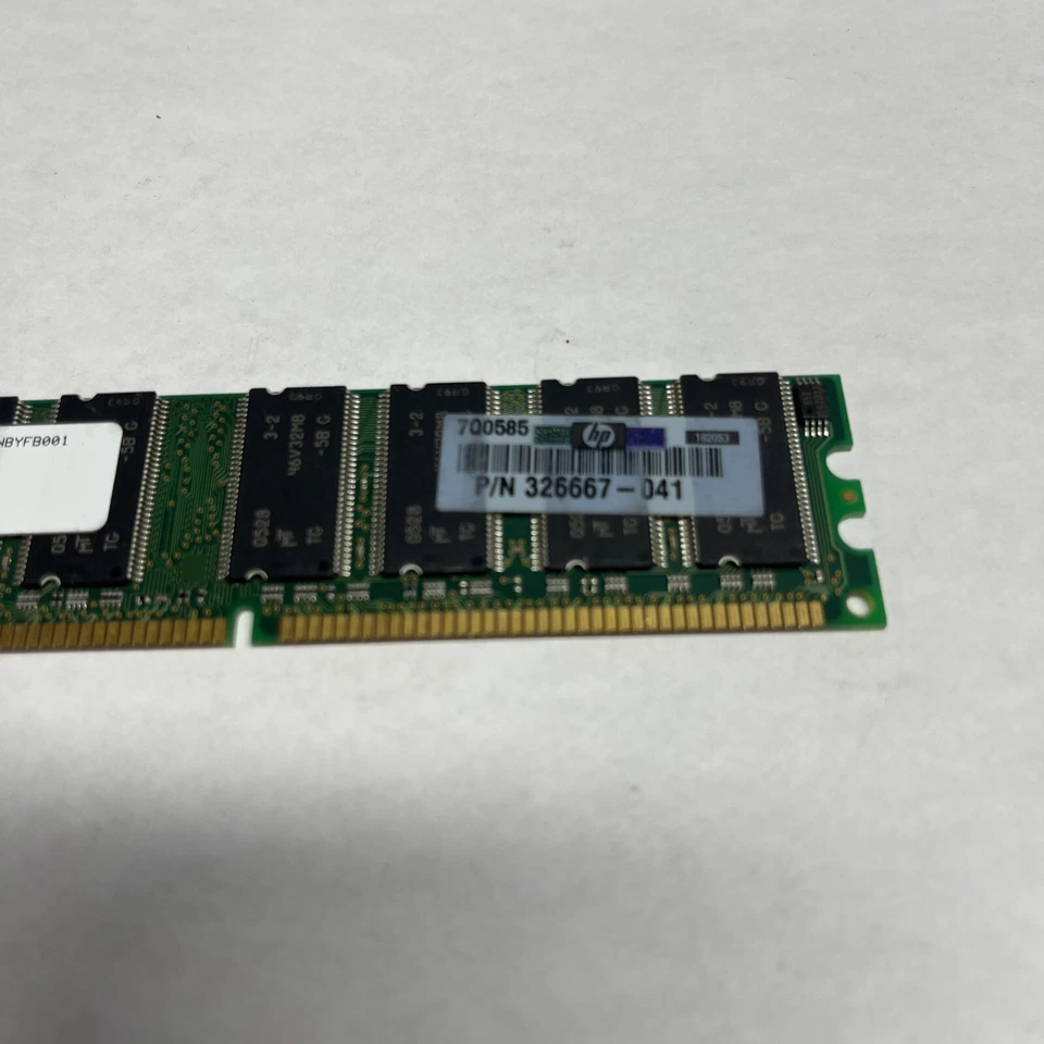 Micron HP 256MB DDR Non ECC PC-3200U 400Mhz DIMM MT8VDDT3264AG-40BG6 326667-041 - Image 3 of 4