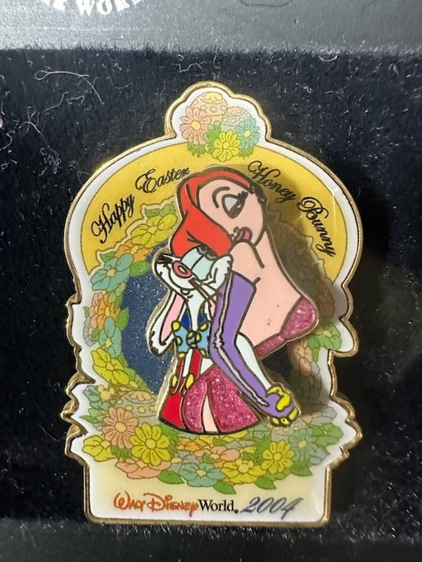 2004 Contemporary Disney Pins, Patches & Buttons (1968-Now) for