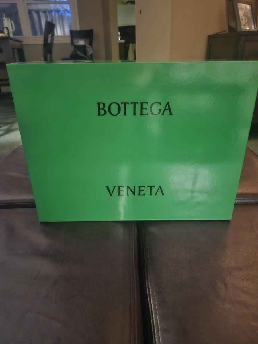 Bottega Veneta Large Magnetic Box - Storage Grade - AS IS [15x11x6