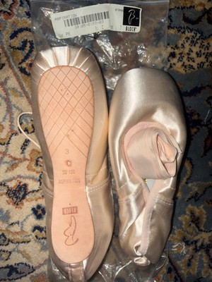 BRAND NEW BLOCH POINTE -ASPIRATION BALLET SHOES