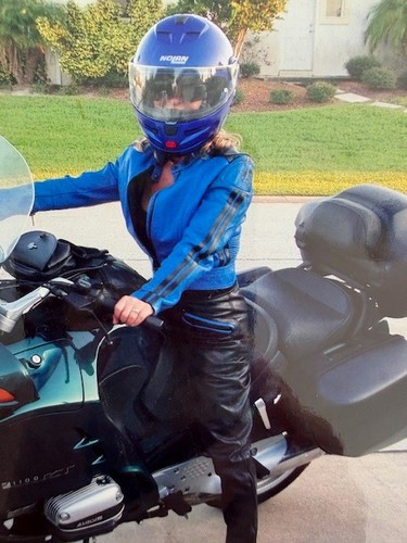 Motorcycle leathers, women's small, 2 piece, VNTG, made in France, blue/black