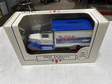 Vintage 1991 ERTL 1931 True Value Delivery Truck 1:34 Scale Die Cast Bank NEW