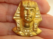 VINTAGE EGYPTIAN REVIVAL GOLD PLATED PHARAOH HAT BADGE OR PIN!  