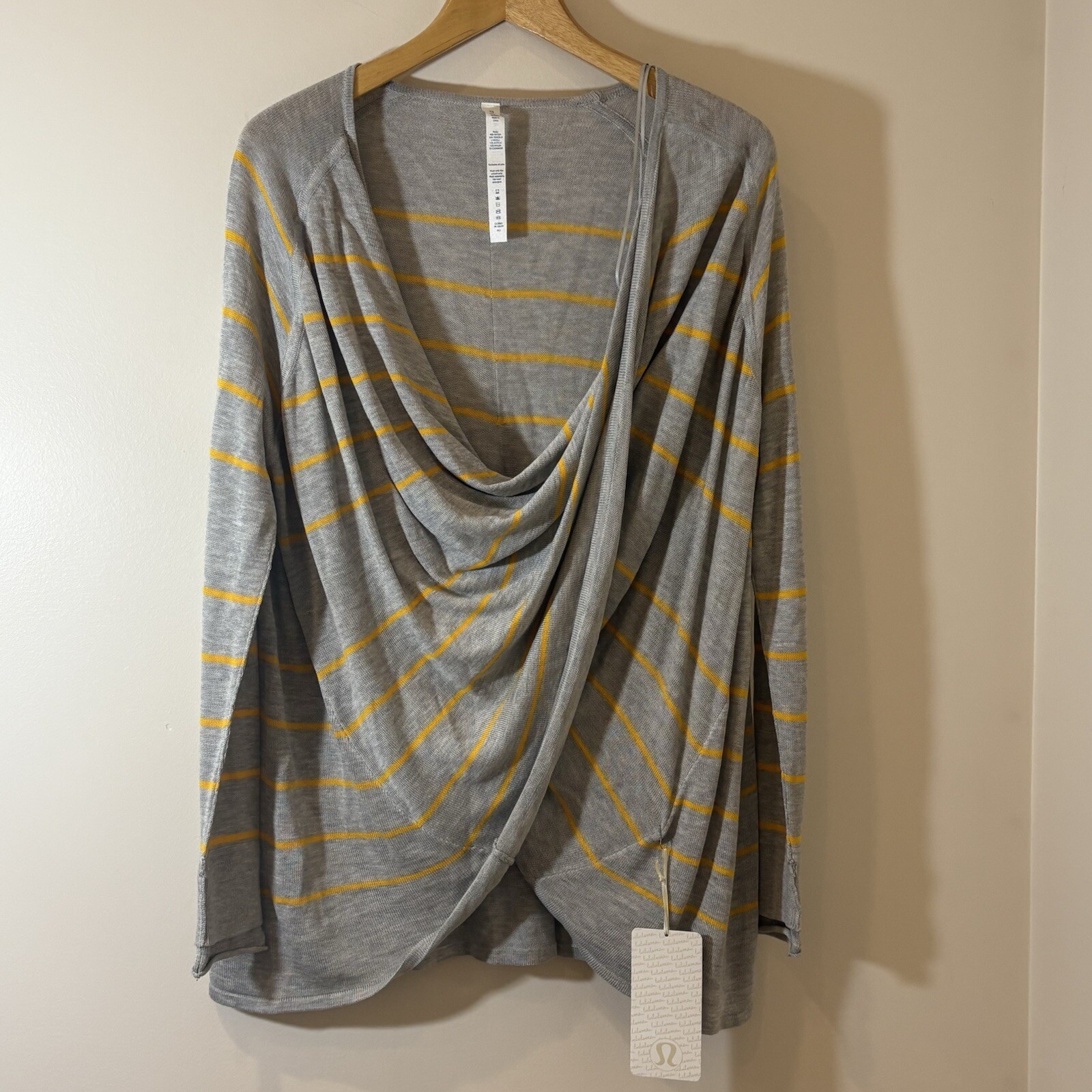 Lululemon Women Twist & Wrap Sweater 10 Gray Lyocell Cashmere Slouchy Rare