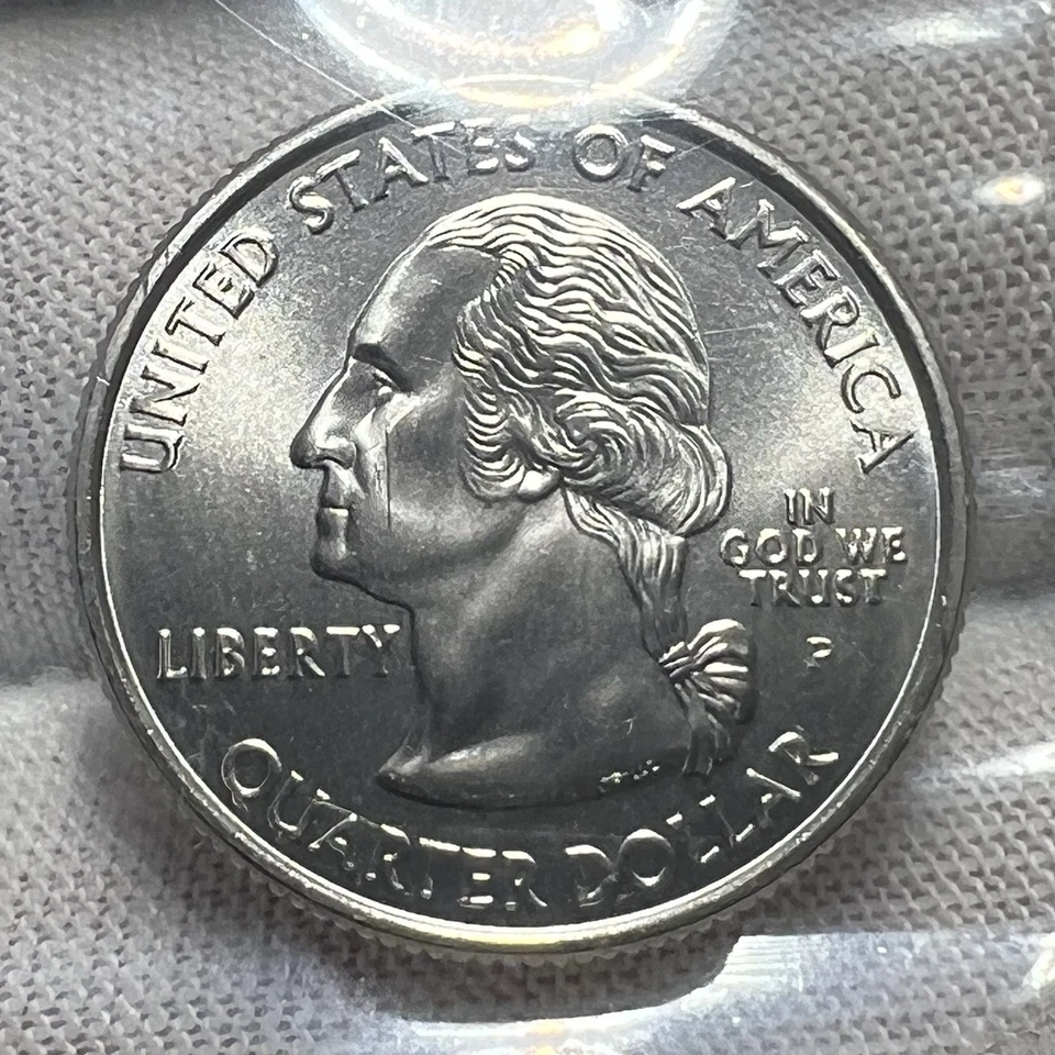 2005-P&D Kansas Quarters Satin BU Mint Cello receive both coins pictured #3040 - Image 4 of 4