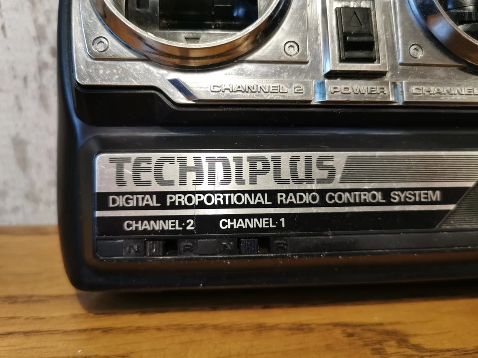 Vintage Acoms Techniplus AP-27 MK V Transmitter Untested  - Image 3 of 4