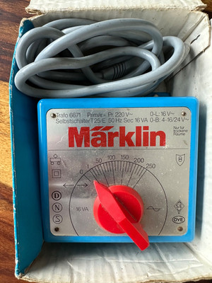 Märklin Trafo - Origonal mit Karton (80er)