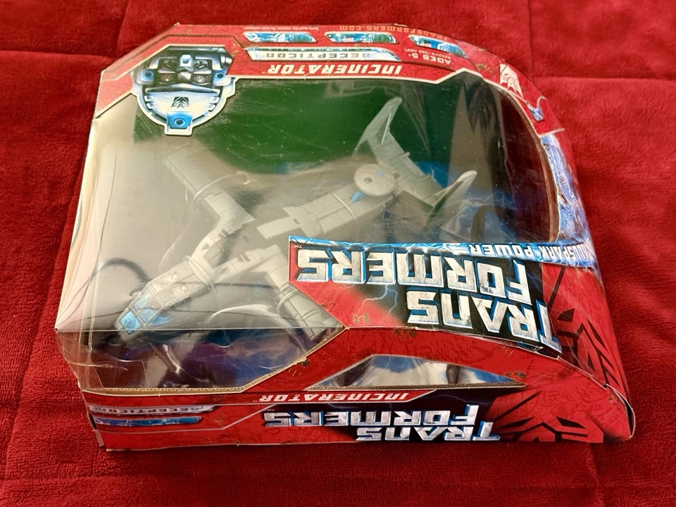 2007 Hasbro Transformers Movie Voyager Class Decepticon Incinerator New - Image 4 of 4