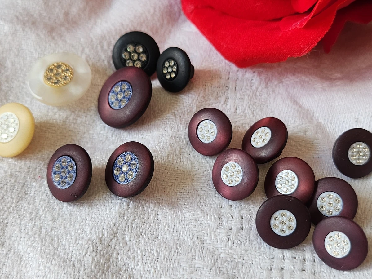 HuaCare Lot de 250 boutons à coudre colorés de 15 mm avec boîte de