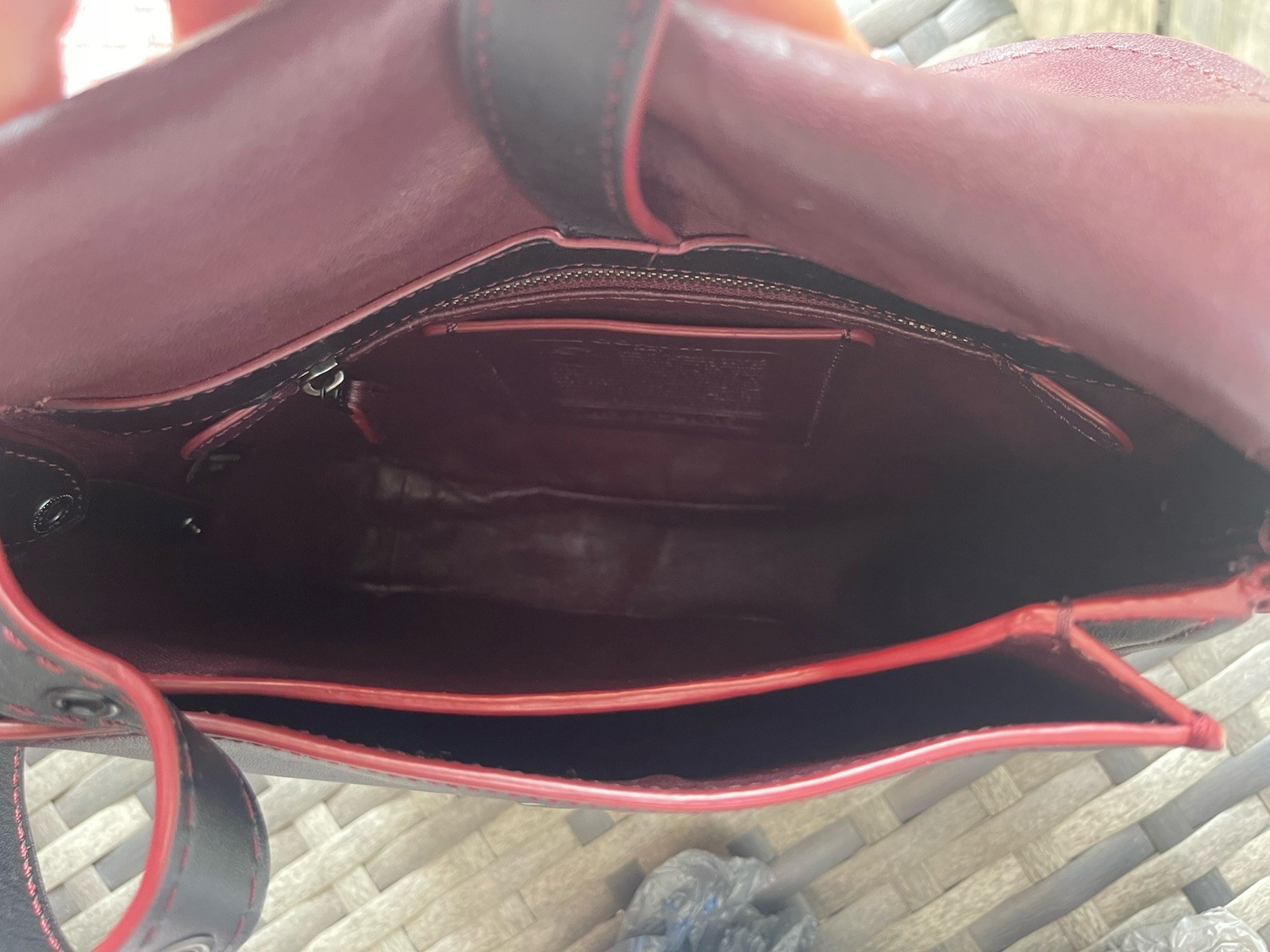 Coach saddle bag Black leather bag with red contrast stitching and edged details image 6