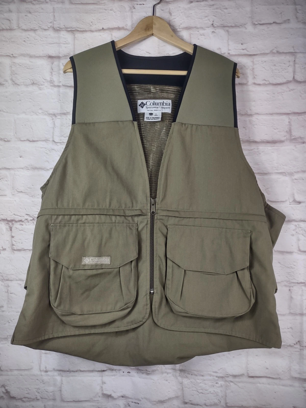 Vtg Columbia Sportswear Fishing Vest Sz Large Green Multi-Pocket Utility Outdoor