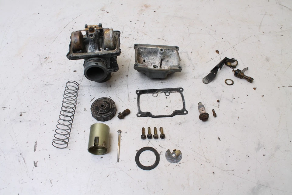 Carburador de motocicleta Yamaha LTMX 1973 carburador fabricante de equipos originales Mikuni Japón - necesita trabajo Foto 2 de 4