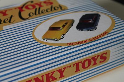 MINIATURE 1:43 - FORD Taunus 17M 1960 - SOLIDO 1:43 - Référence 4580