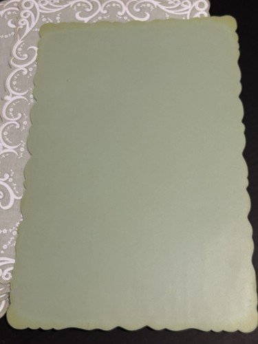 6 Lace Look Vintage Placemats Doilies Plastic With Foam Back READ MORE - Picture 8 of 9