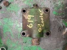 John Deere - R57502 - Cap-oil cooler - AR69044 - 8630 8640 8650 8450 8770 619