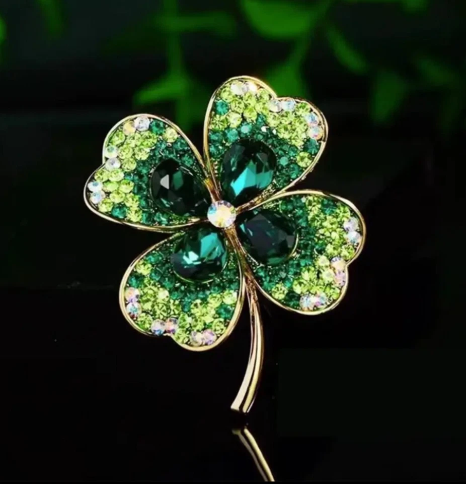 TRÉBOL DE CRISTAL VERDE 4 HOJAS TRÉBOL DE LA SUERTE BROCHE IRLANDÉS PRENDEDOR ~ REGALO DEL DÍA DE SAN PATRICIO Foto 4 de 4