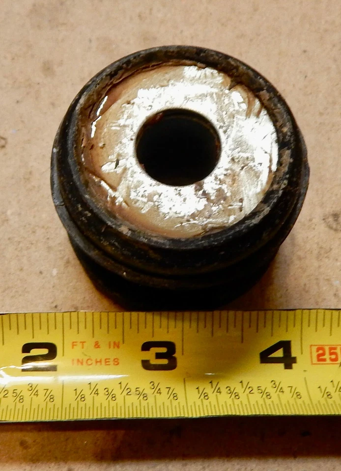 Buje de brazo de control de suspensión CAC 009295 para 69-96 Jaguar XJS/6/12 NUEVO EN CAJA 195H  Foto 3 de 4