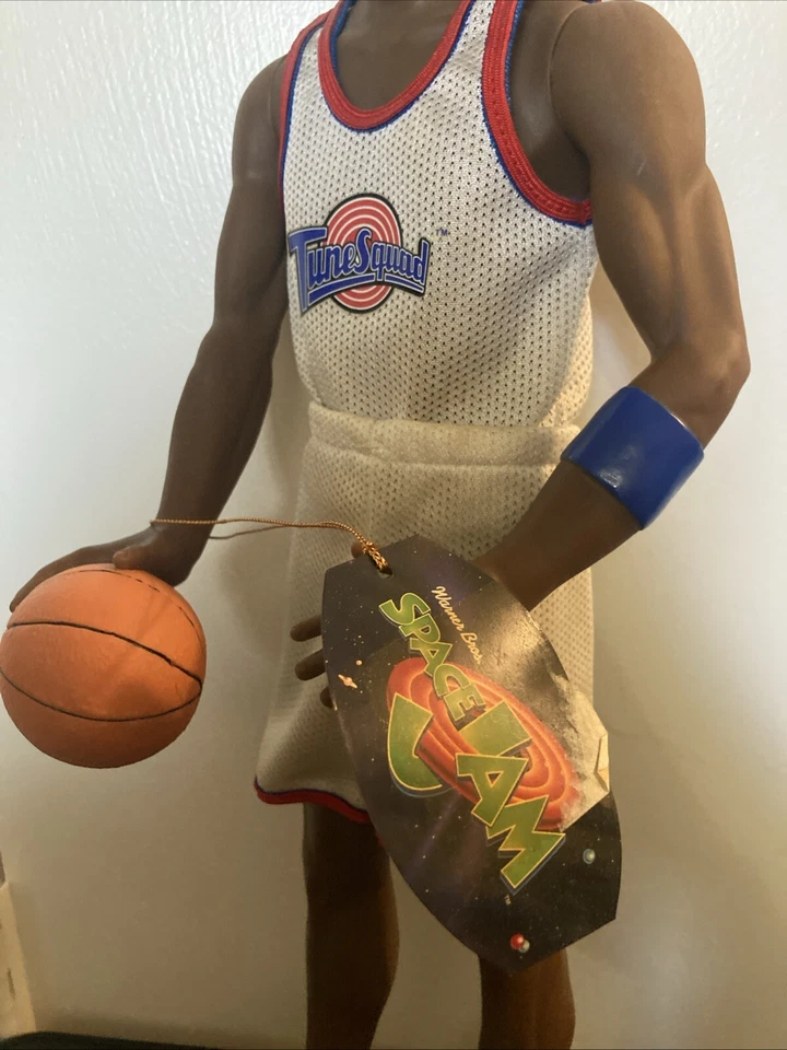 Figura Michael Jordan Tune Squad 1996 resina 20" exclusiva de JC Penney Space Jam Foto 3 de 4