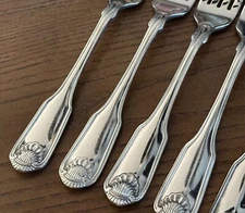 Oneida CLASSIC SHELL Stainless Cube Flatware Silverware Glossy *YOUR CHOICE*