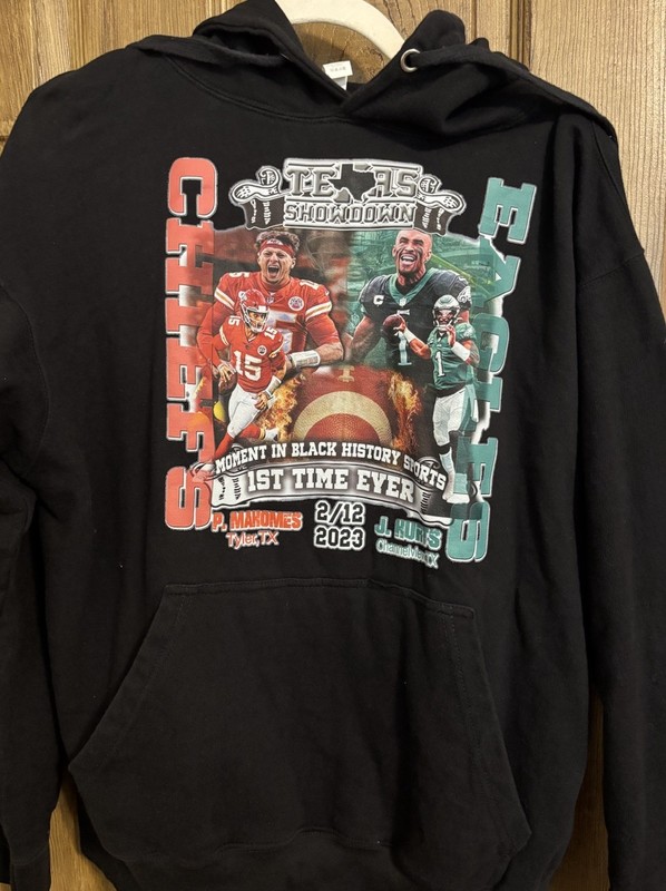 Philadelphia Eagles Vs Kansas City Chiefs Black Hooded Large Sweatshirt NWOT