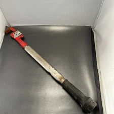 TohniChi Torque Wrench PHL200N with Pipe Wrench, Used, Tool Only