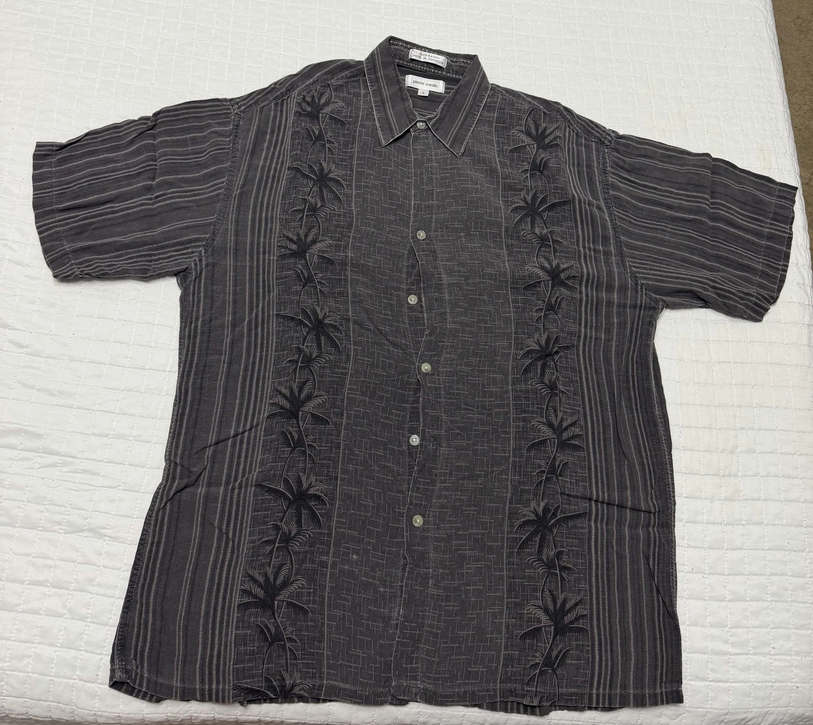 Pierre Cardin Men’s Rayon Shirt L Gray Short Sleeve Button Up Tropical