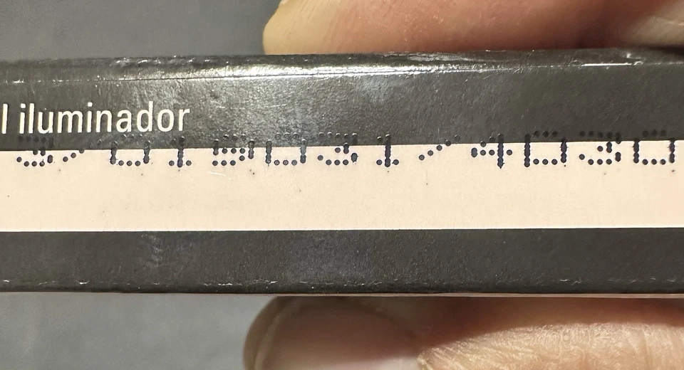 New In Box Mary Kay Facial Highlighting Pen Shade 3 #019031 - Image 4 of 4