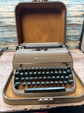 Vintage Remington Quiet-Riter Typewriter; Miracle Tab; 1950's thumbnail