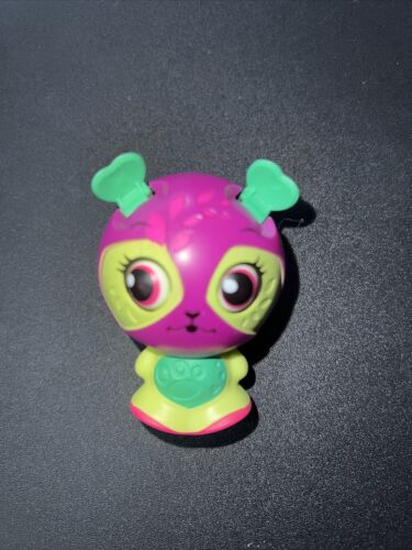 2011 McDonalds Happy Meal Toy - Zoobles Spring to Life - Castello # 2@ - Picture 1 of 7