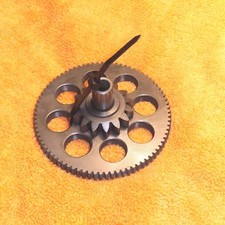 KAWASAKI 84 ZX900A1 ENGINE MOTOR STARTER IDLING GEAR 16085-1119