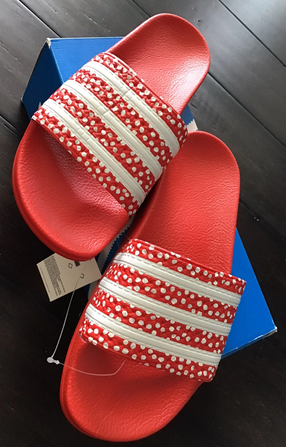 Scarpe slip on classiche Adidas Adilette con slides rosso bianco FX5921 Made in Italy