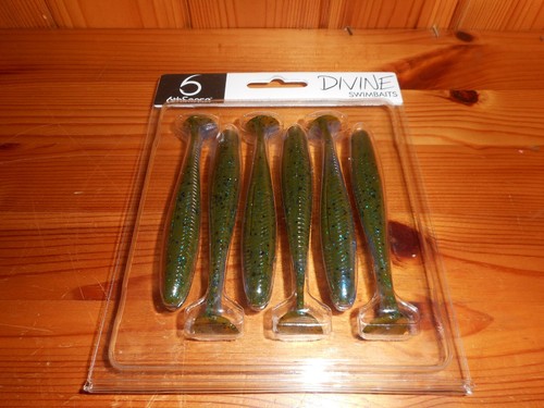 6th Sense Divine 3.8" Swimbait Jig - Choose Your Color Pattern - NEW! - Picture 3 of 3