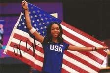 ATHLETICS* VASHTI CUNNINGHAM SIGNED 6x4 ACTION PHOTO+COA *TEAM USA*