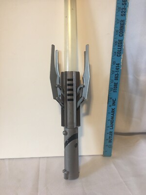 Star Wars Force Unleashed Deluxe Electronic Lightsaber Color