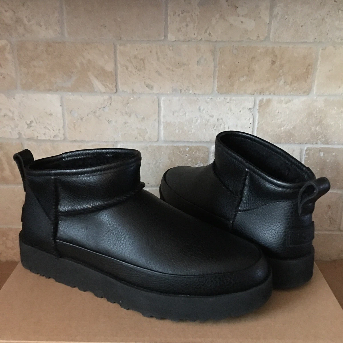 UGG Classic Sugar Ultra Mini Black Leather Fur Ankle Boots Size 10