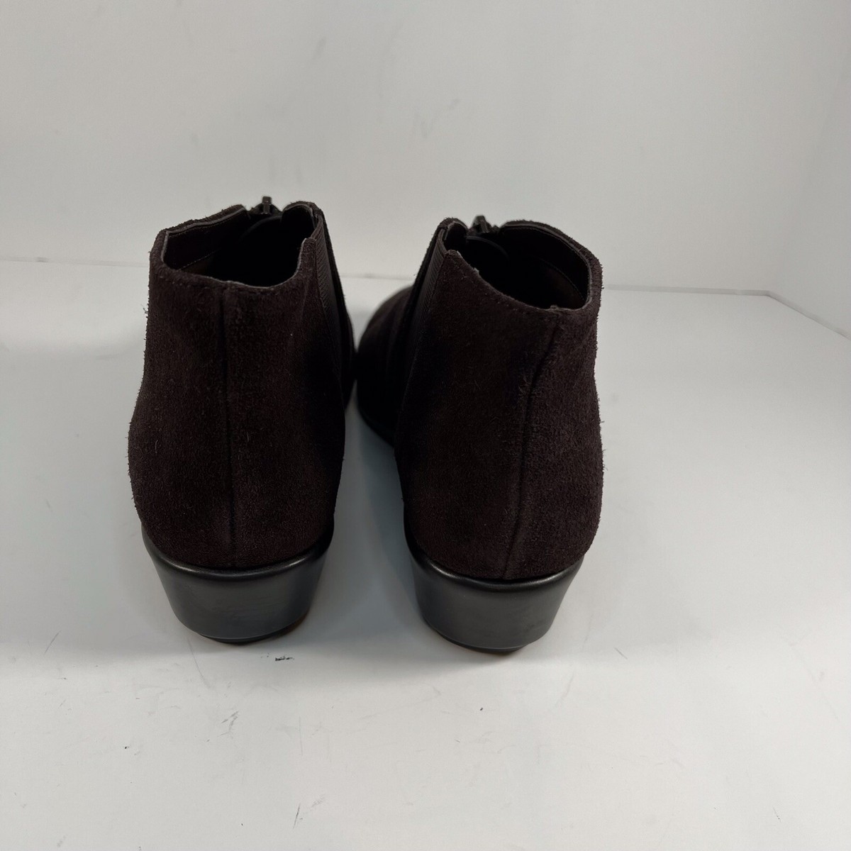 Aerosoles Stitch N Turn Black Suede Ankle Boots 7.5 Aerosoles Stich N Turn Womens Brown Suede Slip On Zip  main image 2