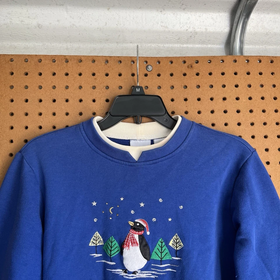 Vintage Kim Rogers Christmas Penguin Crewneck Sweatshirt Blue Medium - Image 4 of 4
