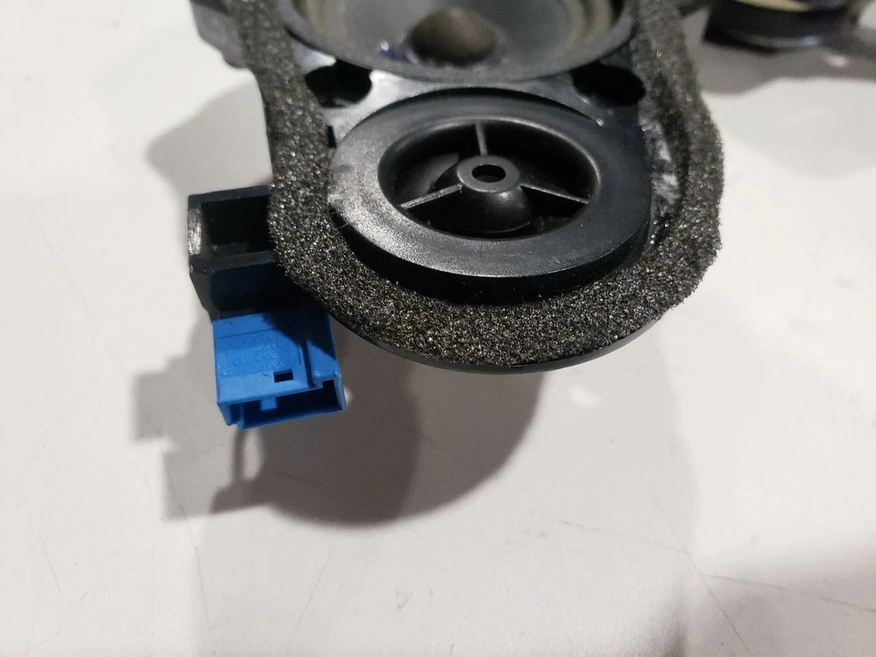 Front Door Harman HK Tweeter - 2001 BMW 330CI E46 M54 - OEM 8374698 - Image 4 of 4