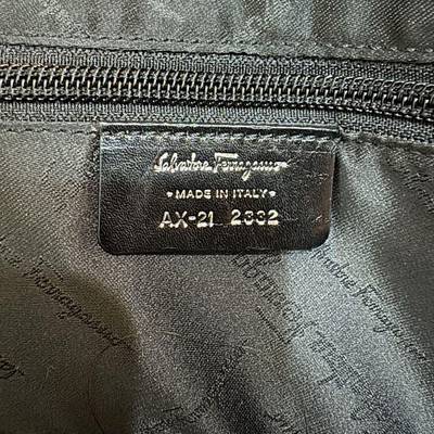 Salvatore Ferragamo Patent Leather Handbag Black from Japan Salvatore Ferragamo Patent Leather Handbag Black from Japan