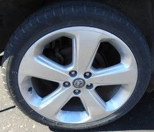 13 VAUXHALL MOKKA 1.7CDTI 1X 18" ALLOY WHEEL & TYRE 12-19 BREAKING CAR