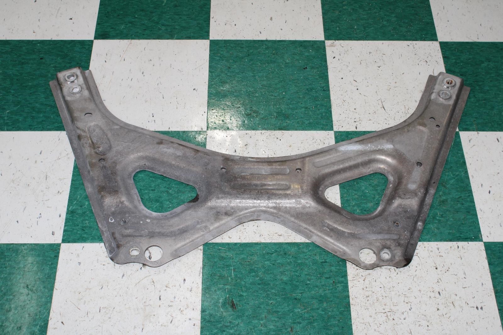 14-17 GHIBLI Front Lower Engine Cradle Crossmember Support Bracket Brace OEM WTY