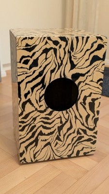 Cajon DiMavery CJ-210 (Zebra)