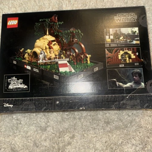 LEGO Star Wars: Dagobah Jedi Training Diorama 75330 - Retired-box dmg