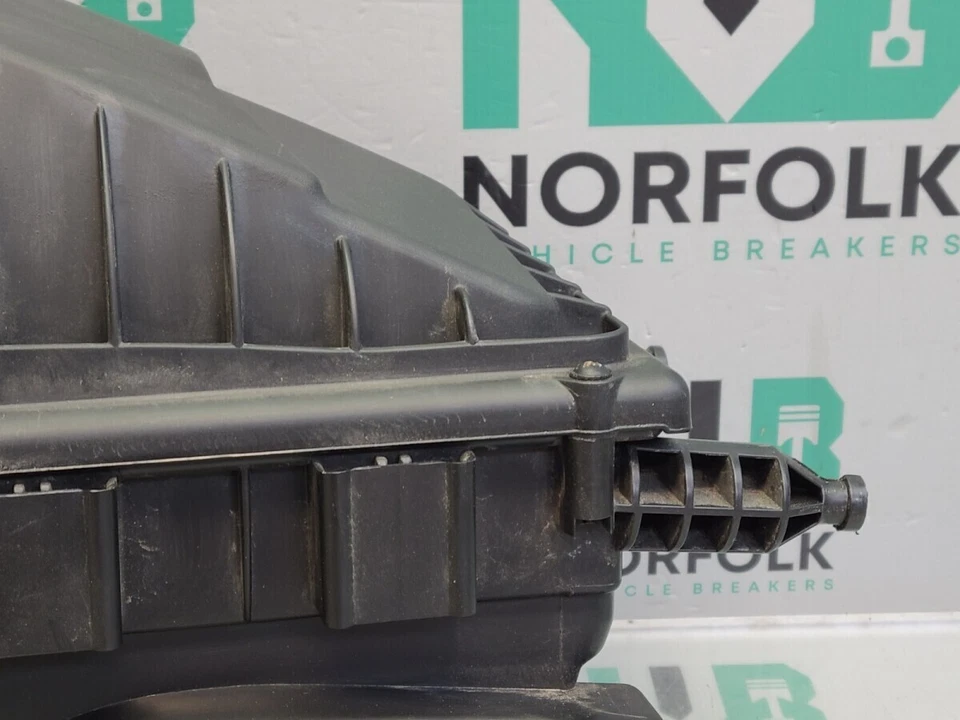 Range Rover Sport L494 Diesel Air Filter Housing MAF GPLA-9H736-AA - Image 4 of 4