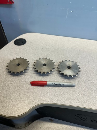 AMETRIC ITALY ROLLER CHAIN SPROCKET 18-1/8, (LOT OF 3) 18-TEETH- SHELF WEAR - Picture 1 of 5