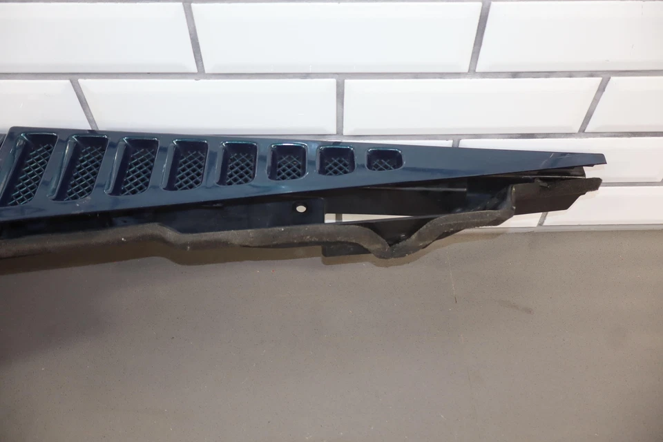 Cadillac Escalade EXT cabecera derecha/caja de almacenamiento (azul riptide 26u) Foto 2 de 4